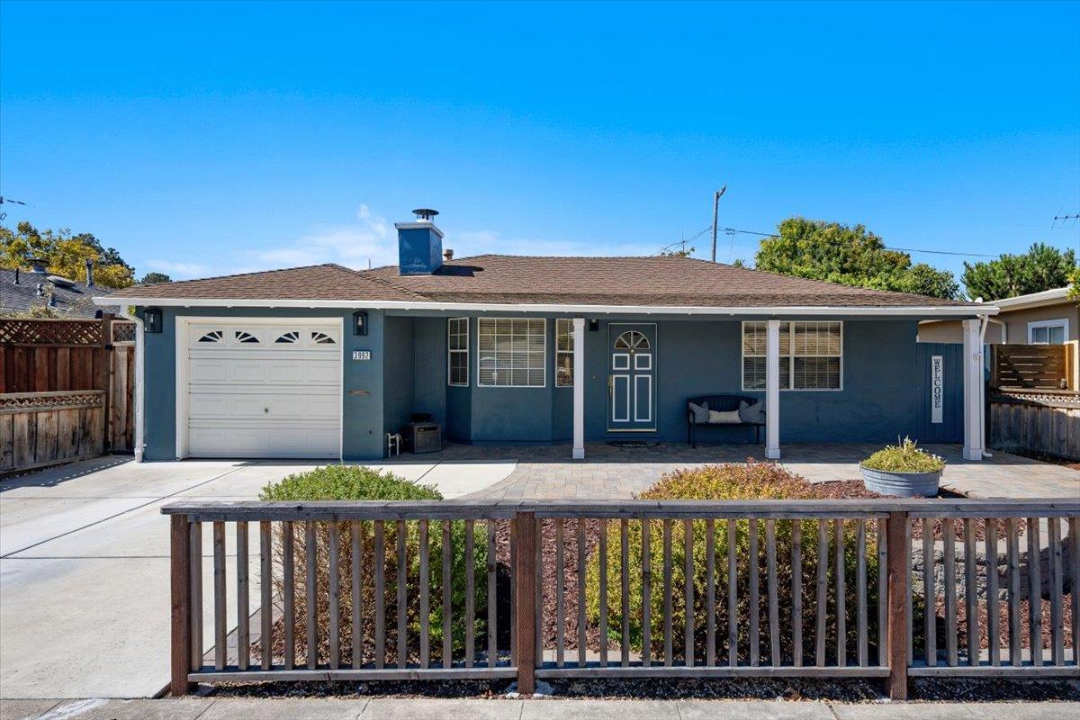 3992 Pasadena Drive