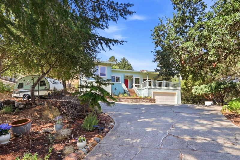 17411 Holiday Drive