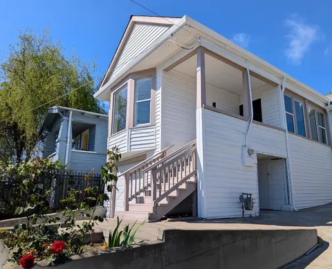 4730 Melrose Avenue, Oakland, CA 94601 - #: ML82001862