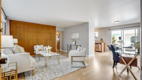 Photo of 518 Everett Avenue #A, PALO ALTO, CA 94301 (MLS # ML82048353)