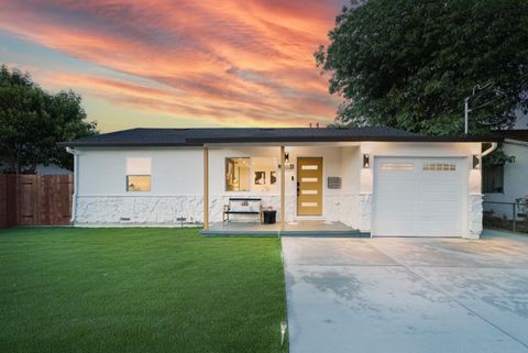 Photo of 25684 Sublett Drive, HAYWARD, CA 94544 (MLS # ML82044343)