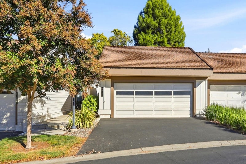 6082 Montgomery Court