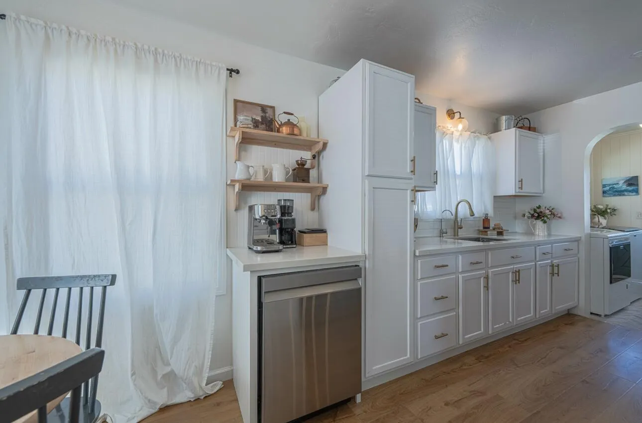 Salinas, California 93905, United States, ,Residential,Active,136201