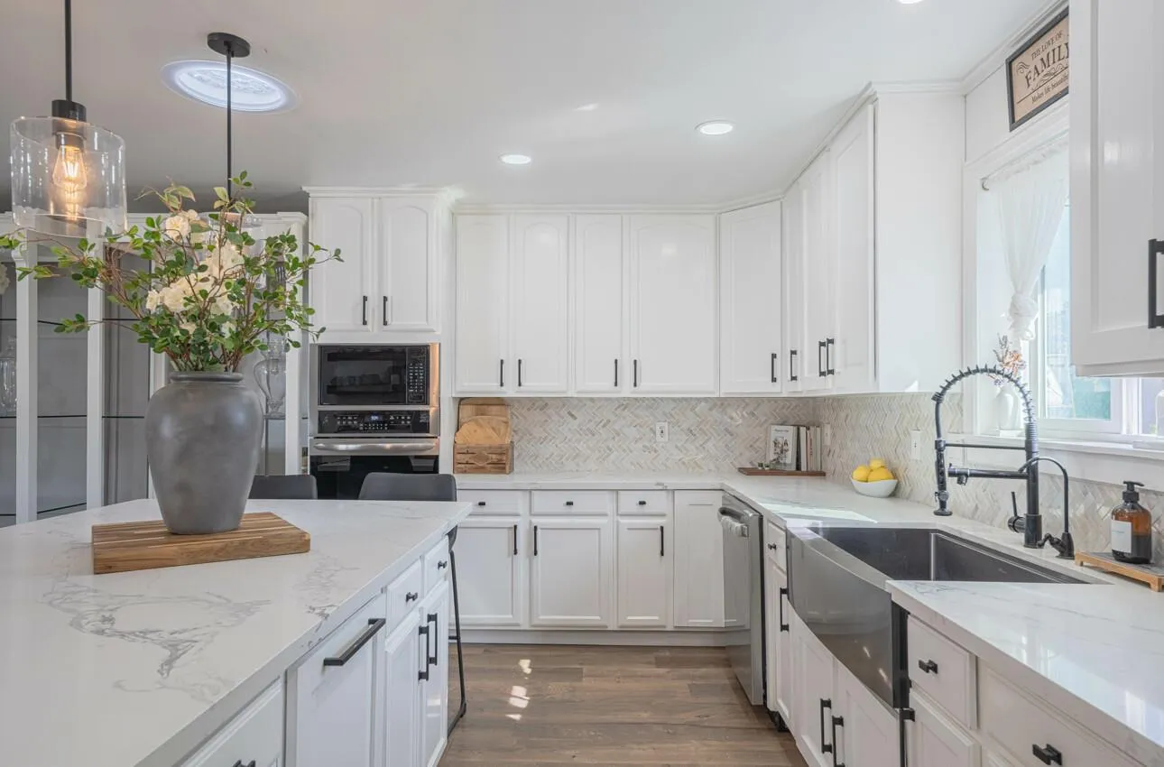 Salinas, California 93905, United States, ,Residential,Active,136201