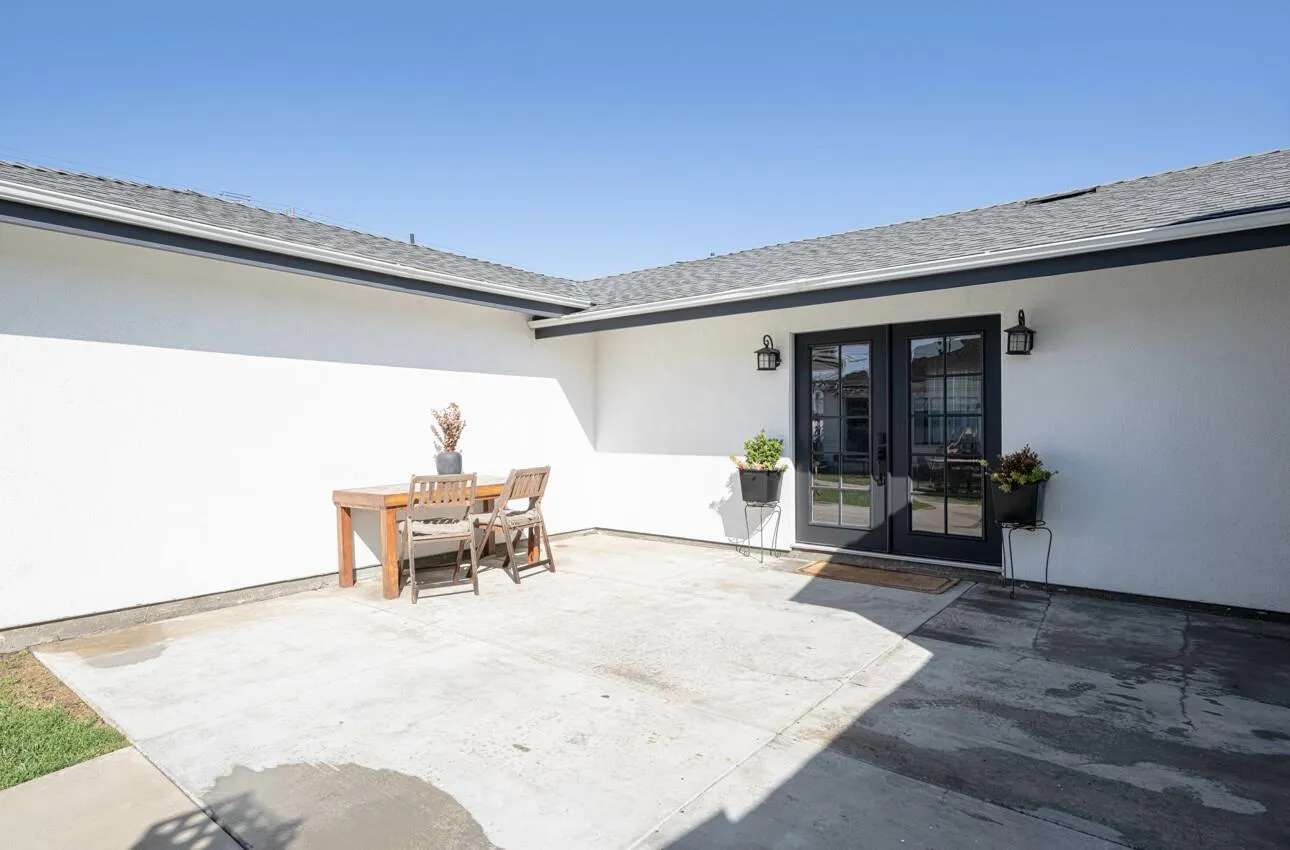 Salinas, California 93905, United States, ,Residential,Active,136201