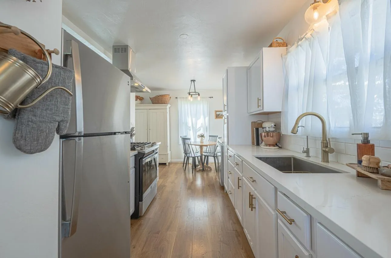 Salinas, California 93905, United States, ,Residential,Active,136201