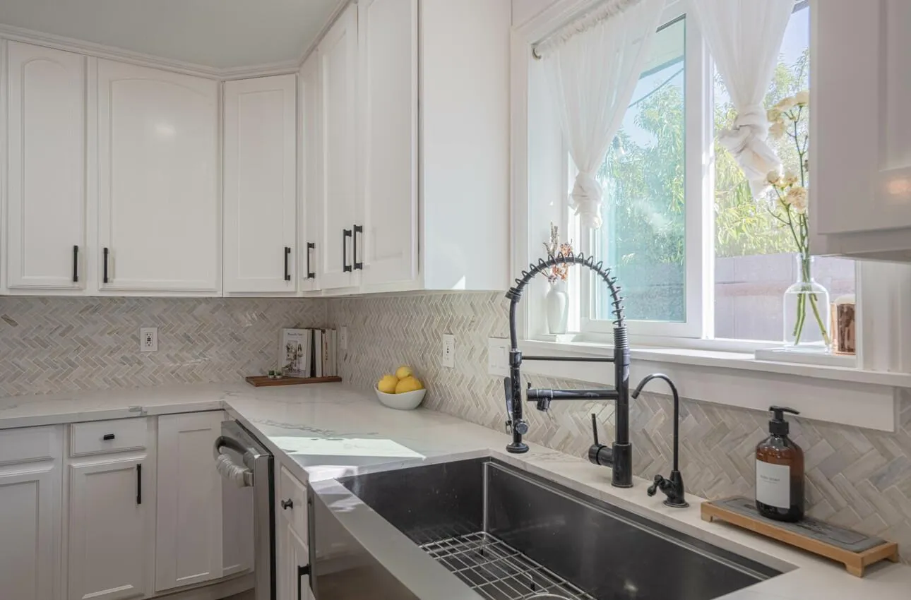 Salinas, California 93905, United States, ,Residential,Active,136201