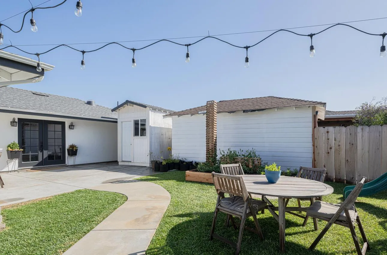 Salinas, California 93905, United States, ,Residential,Active,136201