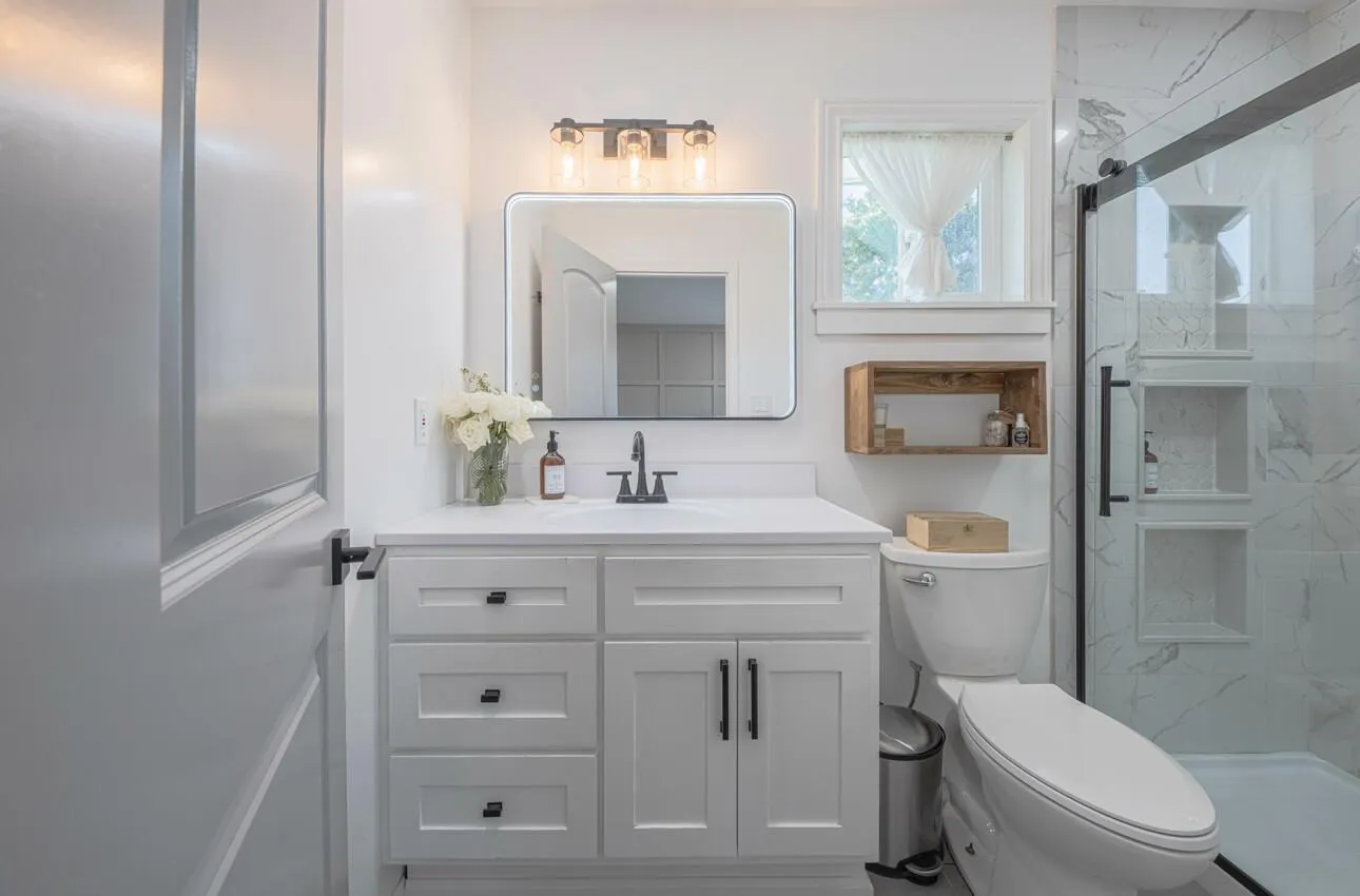 Salinas, California 93905, United States, ,Residential,Active,136201