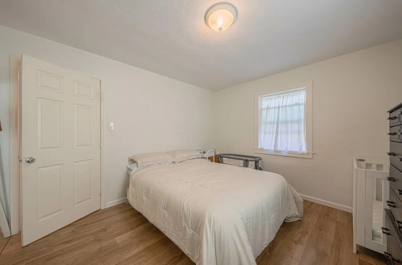 Salinas, California 93905, United States, ,Residential,Active,136201