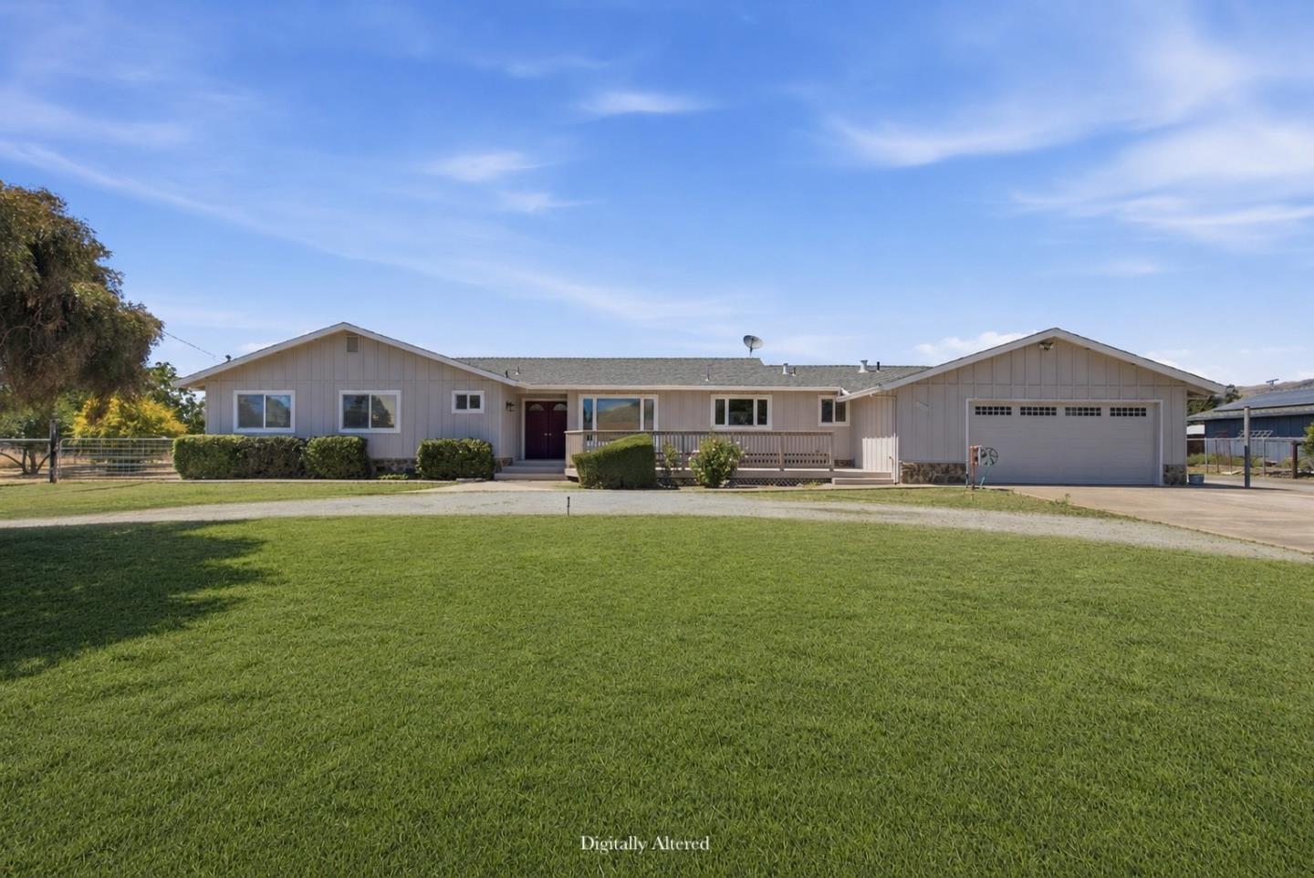 1135 Manning Court