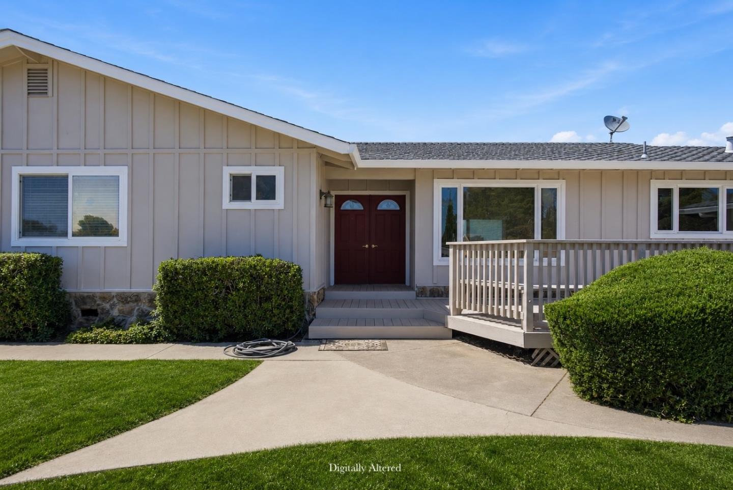 1135 Manning Court
