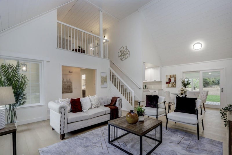 14655 Country Lane