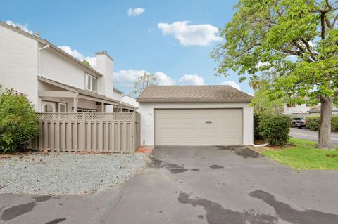 Photo of 854 Erickson Lane, FOSTER CITY, CA 94404 (MLS # ML82041486)