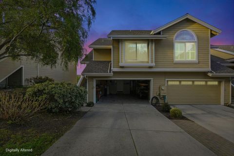Photo of 125 Arabian Way, SCOTTS VALLEY, CA 95066 (MLS # ML82035318)