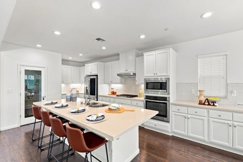 Tiny photo for 4723 Avalon Street, Tracy, CA 95377 (MLS # ML82060505)