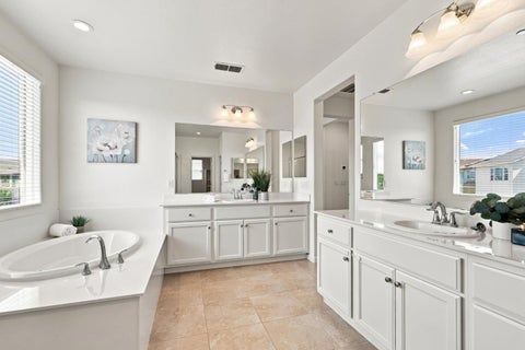 Tiny photo for 4723 Avalon Street, Tracy, CA 95377 (MLS # ML82060505)