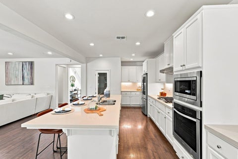Tiny photo for 4723 Avalon Street, Tracy, CA 95377 (MLS # ML82060505)