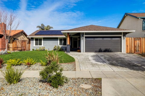 Featured picture for the property ML81953875