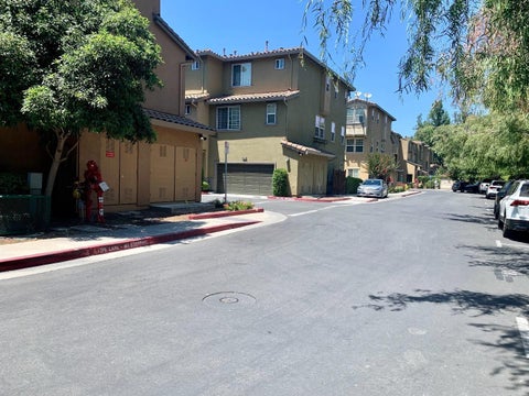 Tiny photo for 622 Almaden Walk Loop, SAN JOSE, CA 95125 (MLS # ML82060902)