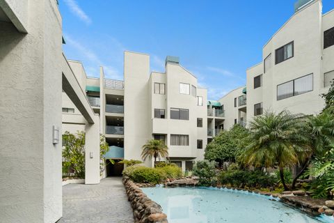 Photo of 320 Peninsula Avenue #316, SAN MATEO, CA 94401 (MLS # ML82036433)