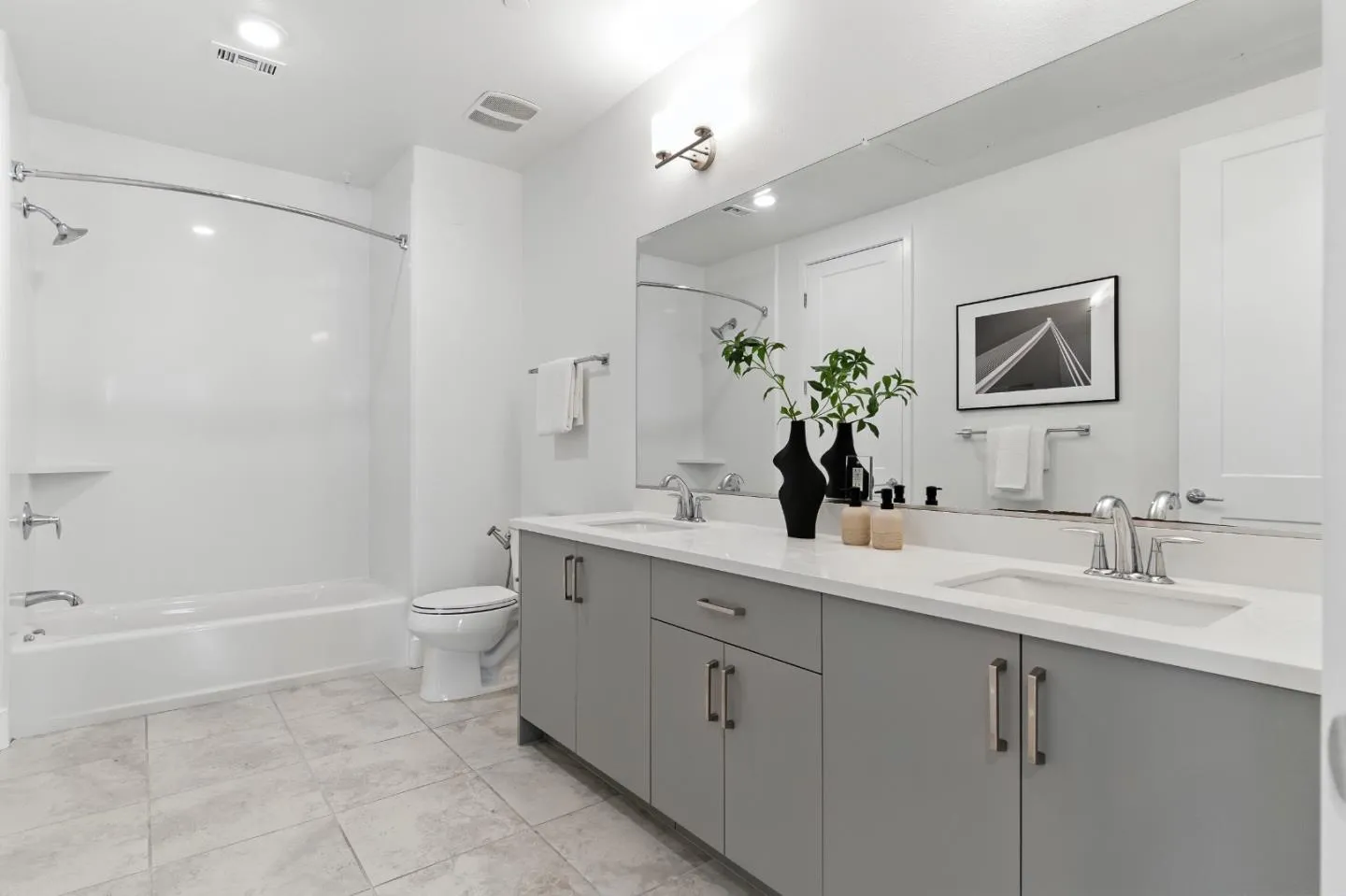 Fremont, California 94539, United States, 3 Bedrooms Bedrooms, ,2 BathroomsBathrooms,Residential,Active,160675