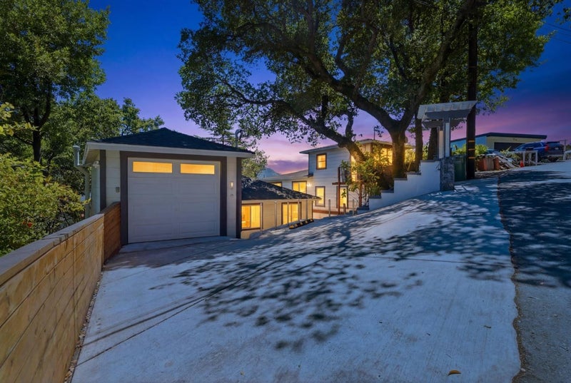 30 Fair Drive
