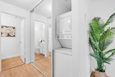 Tiny photo for 5534 Makati Circle, San Jose, CA 95123 (MLS # ML82054121)