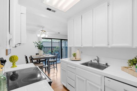 Tiny photo for 5534 Makati Circle, San Jose, CA 95123 (MLS # ML82054121)