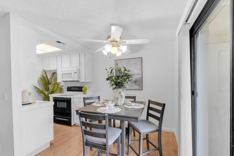 Tiny photo for 5534 Makati Circle, San Jose, CA 95123 (MLS # ML82054121)