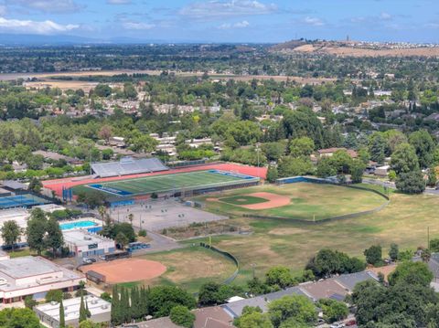 Tiny photo for 5534 Makati Circle, San Jose, CA 95123 (MLS # ML82054121)