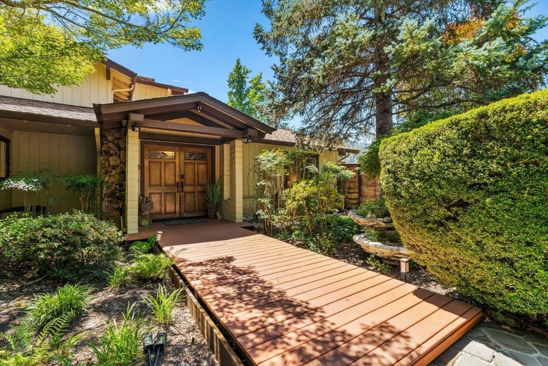 341 Blackstone Court