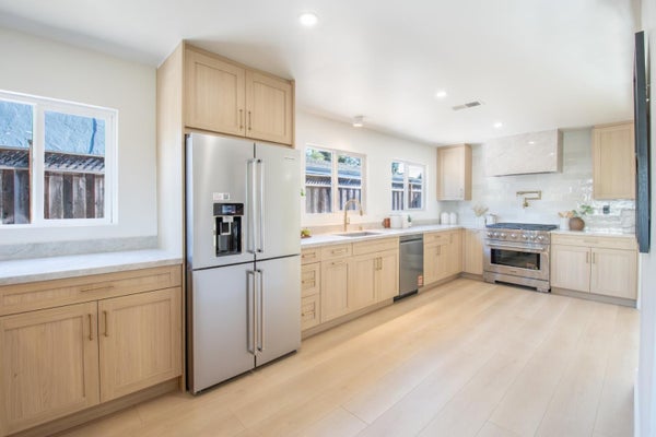 661 EMPEY WAY, SAN JOSE, CA 95128 - Image 21b4d824add413e488df9cf88885dffc/2076521634