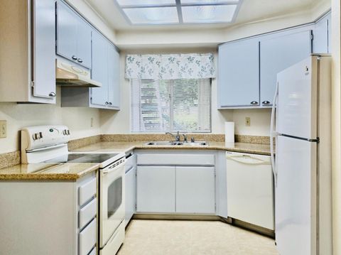 Tiny photo for 3064 FLINT Street #35, UNION CITY, CA 94587 (MLS # ML82026532)