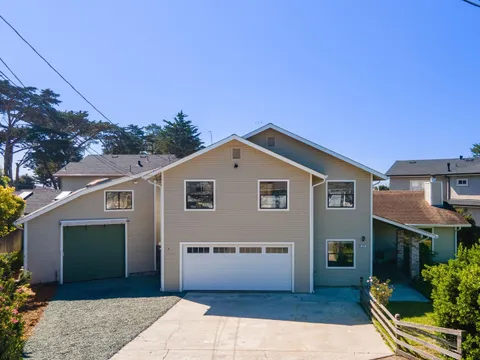 515 Sonora Avenue, El Granada, CA 94018 - #: ML82040787