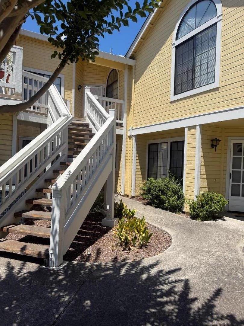 1105 Devonwood