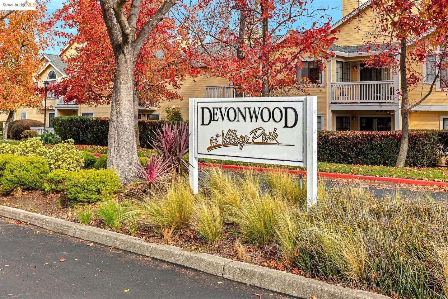 1105 Devonwood