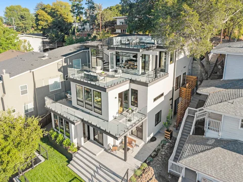 3724 Laurel Way, Redwood City, CA 94062 - #: ML82055507