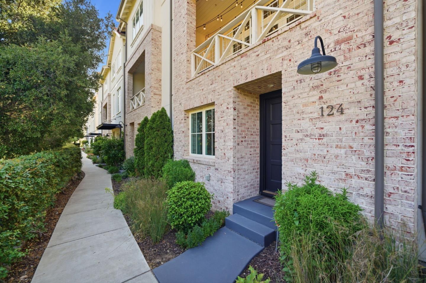 124 Lottie Lane
