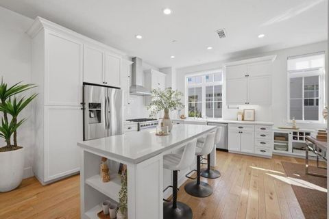 124 Lottie Lane CAMPBELL CA 95008