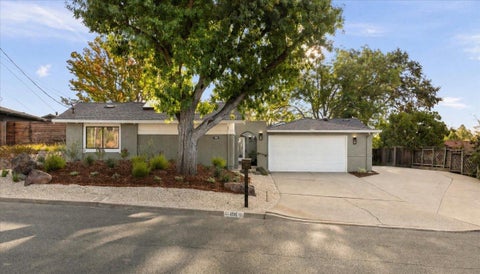 Photo of 198 Greenwich Drive, Pleasant Hill, CA 94523 (MLS # ML82061750)