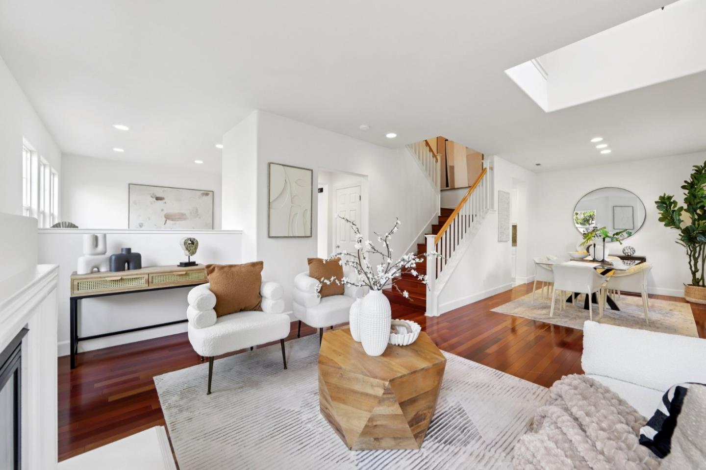 3858 Evangelho Circle