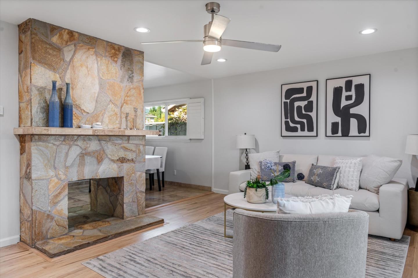 100 Highland Oaks Drive