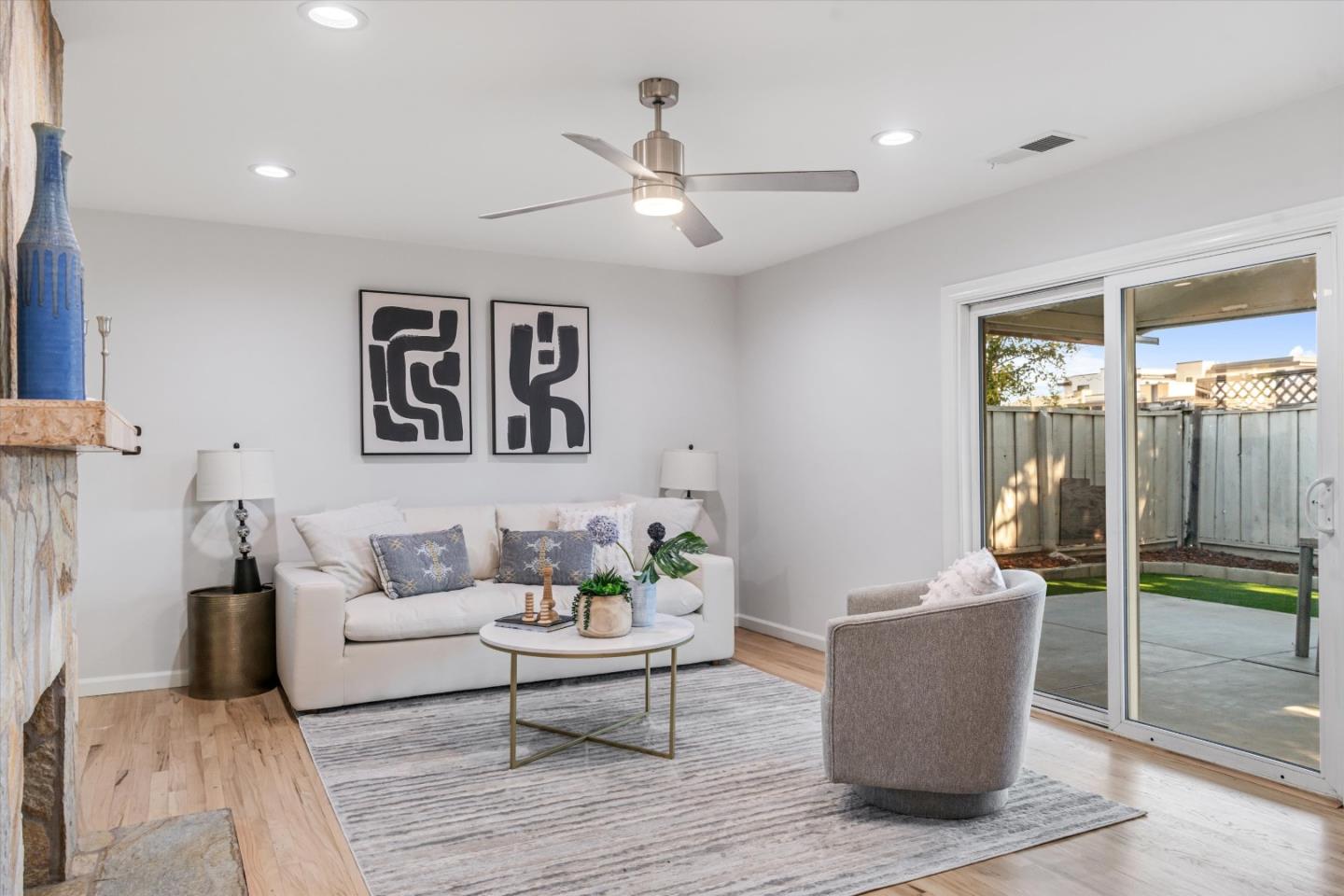 100 Highland Oaks Drive