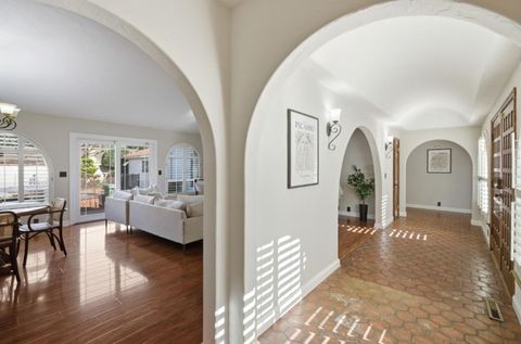 Photo of 2167 Emory Street, SAN JOSE, CA 95128 (MLS # ML82033211)