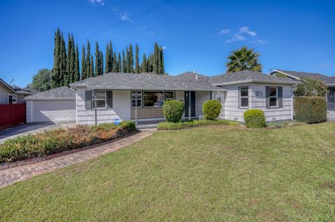 Photo of 371 Doris Avenue, San Jose, CA 95127 (MLS # ML82042256)