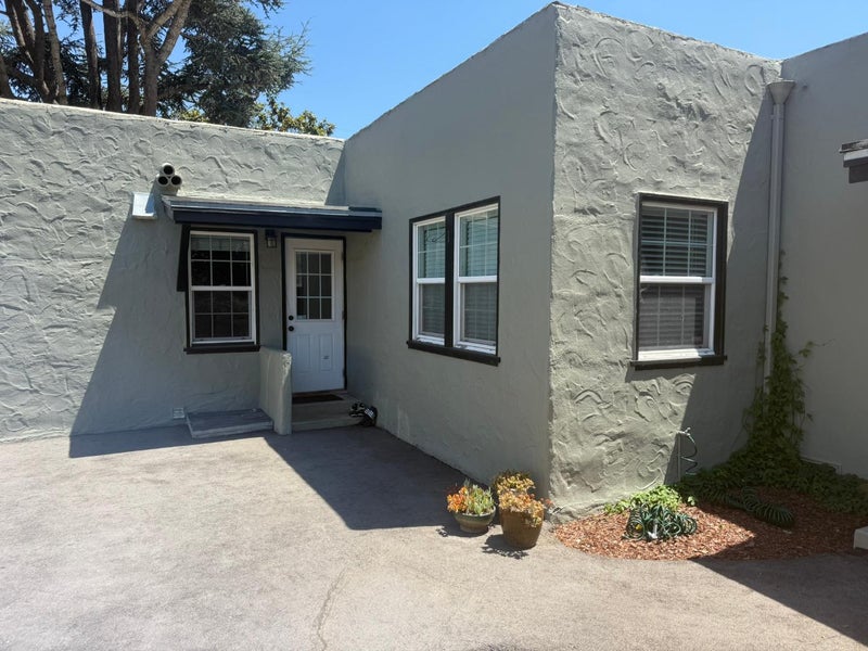 222 Oak Street