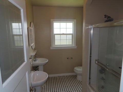Tiny photo for 222 Oak Street, Salinas, CA 93901 (MLS # ML82051487)