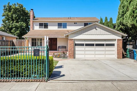 2275 Pulgas Avenue, East Palo Alto, CA 94303 - #: ML82058965
