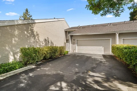 2435 Golf Links Circle, Santa Clara, CA 95050 - #: ML82060320